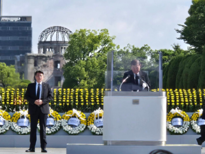 Japanese PM offers condolences to Hiroshima atomic bombing victims | Japanese PM offers condolences to Hiroshima atomic bombing victims