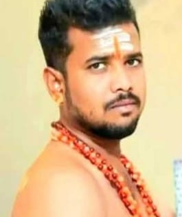 Youth's murder takes serious turn; bandh called in K'taka's Koppal district | Youth's murder takes serious turn; bandh called in K'taka's Koppal district Youth's murder takes serious turn; bandh called in K'taka's Koppal district | Youth's murder takes serious turn; bandh called in K'taka's Koppal district