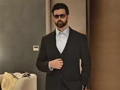 Rakesh Roshan grooves to ‘Aavan Jaavan’, Hrithik says, ‘Killed it with grace’ | Rakesh Roshan grooves to ‘Aavan Jaavan’, Hrithik says, ‘Killed it with grace’