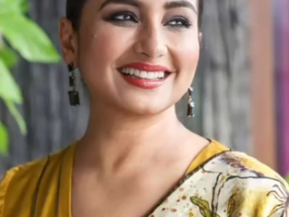 Divya Dutta on playing powerful woman in male-dominated world: Efficiency always leaves a mark | Divya Dutta on playing powerful woman in male-dominated world: Efficiency always leaves a mark Divya Dutta on playing powerful woman in male-dominated world: Efficiency always leaves a mark | Divya Dutta on playing powerful woman in male-dominated world: Efficiency always leaves a mark