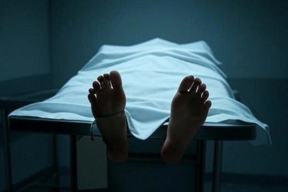 Man jumps off elevated track of Kochi Metro, dies | Man jumps off elevated track of Kochi Metro, dies Man jumps off elevated track of Kochi Metro, dies | Man jumps off elevated track of Kochi Metro, dies