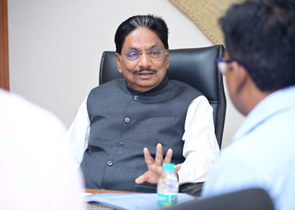 Gujarat govt races to rescue 141 stranded tourists in flash flood-hit Uttarakhand | Gujarat govt races to rescue 141 stranded tourists in flash flood-hit Uttarakhand Gujarat govt races to rescue 141 stranded tourists in flash flood-hit Uttarakhand | Gujarat govt races to rescue 141 stranded tourists in flash flood-hit Uttarakhand