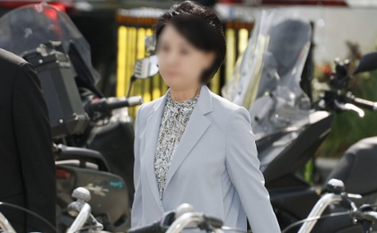 South Korea: Unification Church leader's aide appears for questioning over ex-first lady allegations | South Korea: Unification Church leader's aide appears for questioning over ex-first lady allegations