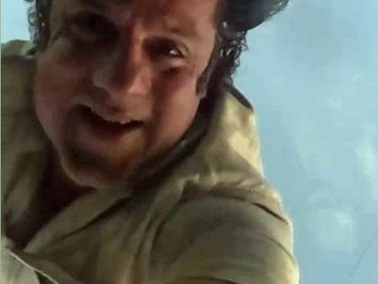 Fardeen Khan takes the plunge from 150 feet in the air: Strangely calm | Fardeen Khan takes the plunge from 150 feet in the air: Strangely calm