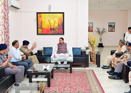 Uttarkashi: Rescue and relief operation underway on war-footing, CM Dhami monitors situation  | Uttarkashi: Rescue and relief operation underway on war-footing, CM Dhami monitors situation 
