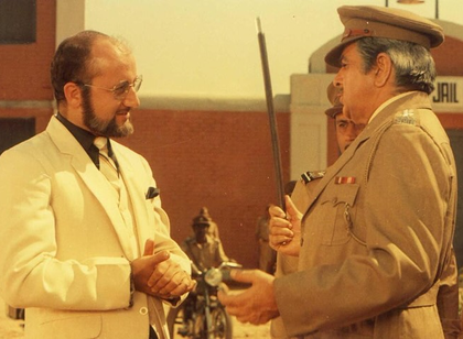 'Karma' turns 39: Anupam Kher thanks Subhash Ghai for making him popular as Dr Dang | 'Karma' turns 39: Anupam Kher thanks Subhash Ghai for making him popular as Dr Dang