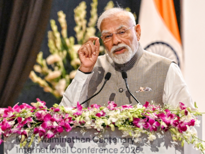 PM Modi, CM Yogi pay tribute to revolutionaries on centenary of Kakori rail conspiracy | PM Modi, CM Yogi pay tribute to revolutionaries on centenary of Kakori rail conspiracy PM Modi, CM Yogi pay tribute to revolutionaries on centenary of Kakori rail conspiracy | PM Modi, CM Yogi pay tribute to revolutionaries on centenary of Kakori rail conspiracy