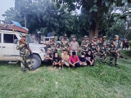 Meghalaya: Villager stabbed by armed gang from across Bangladesh border | Meghalaya: Villager stabbed by armed gang from across Bangladesh border Meghalaya: Villager stabbed by armed gang from across Bangladesh border | Meghalaya: Villager stabbed by armed gang from across Bangladesh border