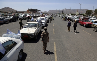 Three Houthis killed as govt forces repel Houthi attack in Yemen | Three Houthis killed as govt forces repel Houthi attack in Yemen Three Houthis killed as govt forces repel Houthi attack in Yemen | Three Houthis killed as govt forces repel Houthi attack in Yemen