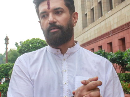 'Rahul Gandhi should apologise or prove his claims', Chirag Paswan backs ECI | 'Rahul Gandhi should apologise or prove his claims', Chirag Paswan backs ECI 'Rahul Gandhi should apologise or prove his claims', Chirag Paswan backs ECI | 'Rahul Gandhi should apologise or prove his claims', Chirag Paswan backs ECI