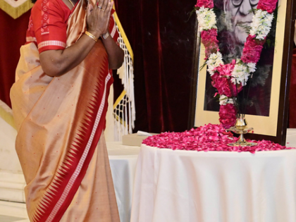 President Murmu pays tributes to V. V. Giri on his birth anniversary | President Murmu pays tributes to V. V. Giri on his birth anniversary President Murmu pays tributes to V. V. Giri on his birth anniversary | President Murmu pays tributes to V. V. Giri on his birth anniversary