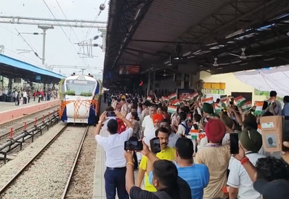 New route, new hope: Vande Bharat links Punjab to Katra in record time | New route, new hope: Vande Bharat links Punjab to Katra in record time New route, new hope: Vande Bharat links Punjab to Katra in record time | New route, new hope: Vande Bharat links Punjab to Katra in record time