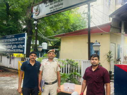 Delhi Police bust gambling racket, arrest history-sheeter with illegal firearm | Delhi Police bust gambling racket, arrest history-sheeter with illegal firearm Delhi Police bust gambling racket, arrest history-sheeter with illegal firearm | Delhi Police bust gambling racket, arrest history-sheeter with illegal firearm