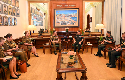 General Upendra Dwivedi briefs Australian Army chief on Operation Sindoor | General Upendra Dwivedi briefs Australian Army chief on Operation Sindoor General Upendra Dwivedi briefs Australian Army chief on Operation Sindoor | General Upendra Dwivedi briefs Australian Army chief on Operation Sindoor