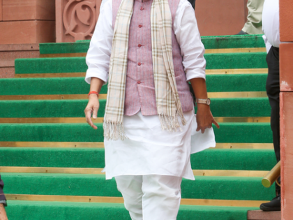 Committed to bridging gender gap, increasing number of women in armed forces: Defence Minister Singh | Committed to bridging gender gap, increasing number of women in armed forces: Defence Minister Singh