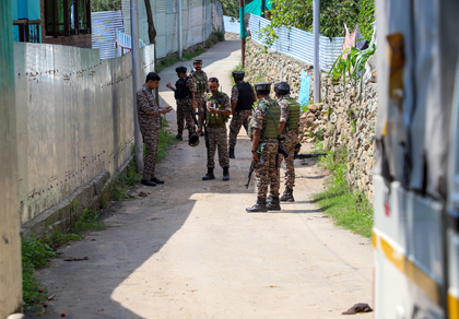 J&K SIA raids 8 places in Srinagar in 1990 targeted killing of Kashmiri Pandit woman case | J&K SIA raids 8 places in Srinagar in 1990 targeted killing of Kashmiri Pandit woman case J&K SIA raids 8 places in Srinagar in 1990 targeted killing of Kashmiri Pandit woman case | J&K SIA raids 8 places in Srinagar in 1990 targeted killing of Kashmiri Pandit woman case