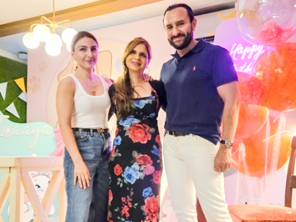 Kareena Kapoor, Soha & Saba pen lovely birthday wishes for 'darling' Sara Ali Khan | Kareena Kapoor, Soha & Saba pen lovely birthday wishes for 'darling' Sara Ali Khan Kareena Kapoor, Soha & Saba pen lovely birthday wishes for 'darling' Sara Ali Khan | Kareena Kapoor, Soha & Saba pen lovely birthday wishes for 'darling' Sara Ali Khan