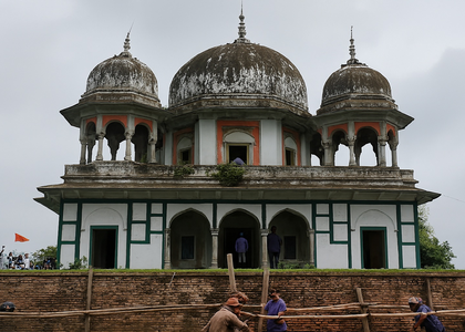 Fatehpur mausoleum row: UP govt vows stern action against vigilantism | Fatehpur mausoleum row: UP govt vows stern action against vigilantism Fatehpur mausoleum row: UP govt vows stern action against vigilantism | Fatehpur mausoleum row: UP govt vows stern action against vigilantism