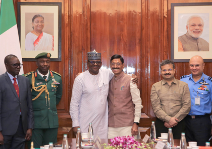 Counter-terrorism training discussed by MoS Defence and Nigerian minister | Counter-terrorism training discussed by MoS Defence and Nigerian minister