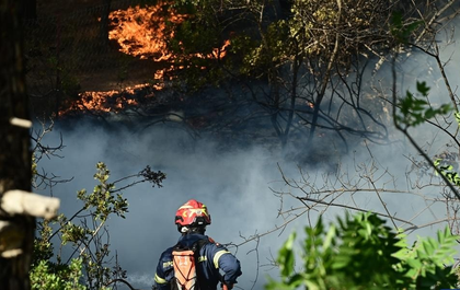 Wildfires rage across Greece, triggering mass evacuations | Wildfires rage across Greece, triggering mass evacuations