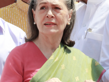 Sonia Gandhi was voter before acquiring Indian citizenship, says Amit Malviya | Sonia Gandhi was voter before acquiring Indian citizenship, says Amit Malviya