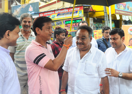 Bengal BJP chief reviews rescue operations in North Bengal; assures people of all assistance | Bengal BJP chief reviews rescue operations in North Bengal; assures people of all assistance