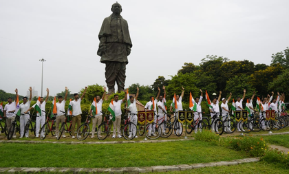 Gujarat's 22.4 lakh students participate in I-Day week celebrations | Gujarat's 22.4 lakh students participate in I-Day week celebrations