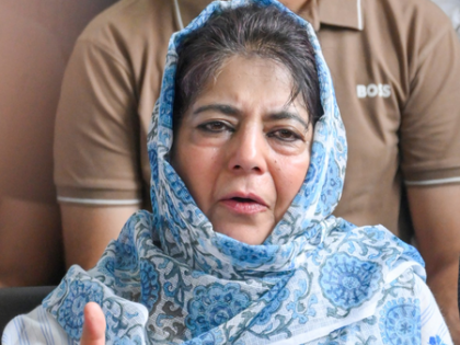 Mehbooba Mufti cancels Kishtwar visit due to ongoing rescue operation | Mehbooba Mufti cancels Kishtwar visit due to ongoing rescue operation
