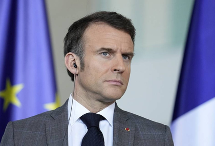 Macron says he does not rule out Ukraine recognising loss of lands under peace deal | Macron says he does not rule out Ukraine recognising loss of lands under peace deal Macron says he does not rule out Ukraine recognising loss of lands under peace deal | Macron says he does not rule out Ukraine recognising loss of lands under peace deal