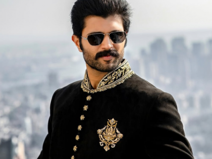 Vijay Deverakonda, Rashmika Mandanna lead 43rd India Day Parade in New York | Vijay Deverakonda, Rashmika Mandanna lead 43rd India Day Parade in New York