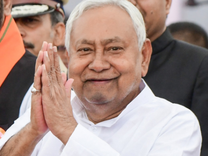 Bihar: Nitish Kumar hands over appointment letters to 5,353 candidates | Bihar: Nitish Kumar hands over appointment letters to 5,353 candidates Bihar: Nitish Kumar hands over appointment letters to 5,353 candidates | Bihar: Nitish Kumar hands over appointment letters to 5,353 candidates