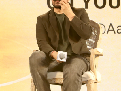 Aamir Khan calls his 3 Idiots co-star Achyut Potdar 'a wonderful human being, & a great colleague' | Aamir Khan calls his 3 Idiots co-star Achyut Potdar 'a wonderful human being, & a great colleague' Aamir Khan calls his 3 Idiots co-star Achyut Potdar 'a wonderful human being, & a great colleague' | Aamir Khan calls his 3 Idiots co-star Achyut Potdar 'a wonderful human being, & a great colleague'