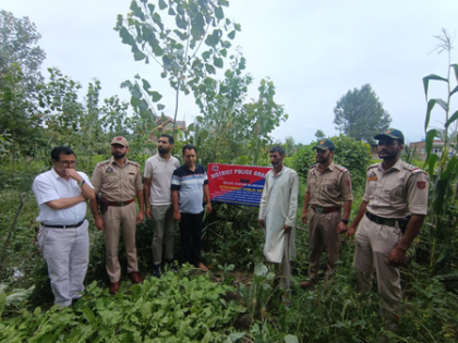 J&K Police attaches property of ‘active’ terrorist in Anantnag | J&K Police attaches property of ‘active’ terrorist in Anantnag J&K Police attaches property of ‘active’ terrorist in Anantnag | J&K Police attaches property of ‘active’ terrorist in Anantnag