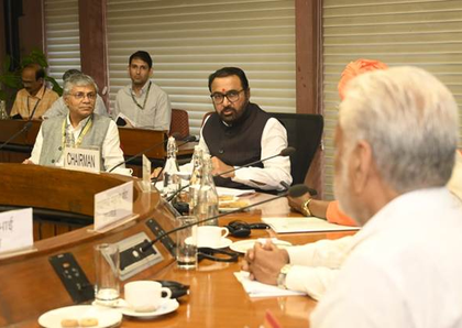 Ayush industry steadily moving towards $200 bn target: Union Minister | Ayush industry steadily moving towards $200 bn target: Union Minister