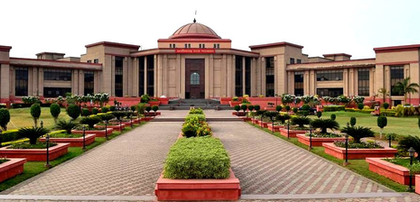 Children served meal defiled by stray dog, Chhattisgarh HC orders Rs 25,000 compensation each | Children served meal defiled by stray dog, Chhattisgarh HC orders Rs 25,000 compensation each