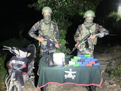 Drugs valued at Rs 10.74 crore, Chinese bike seized in Mizoram | Drugs valued at Rs 10.74 crore, Chinese bike seized in Mizoram
