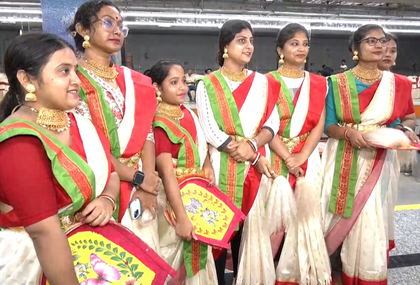 Kolkata artistes thrilled to perform before PM Modi during Metro launch ceremony | Kolkata artistes thrilled to perform before PM Modi during Metro launch ceremony