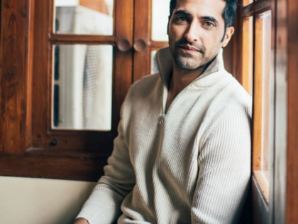 Akshay Oberoi on feel-good Hindi films: Sunny Sanskari Ki Tulsi Kumari captures that beautifully | Akshay Oberoi on feel-good Hindi films: Sunny Sanskari Ki Tulsi Kumari captures that beautifully Akshay Oberoi on feel-good Hindi films: Sunny Sanskari Ki Tulsi Kumari captures that beautifully | Akshay Oberoi on feel-good Hindi films: Sunny Sanskari Ki Tulsi Kumari captures that beautifully