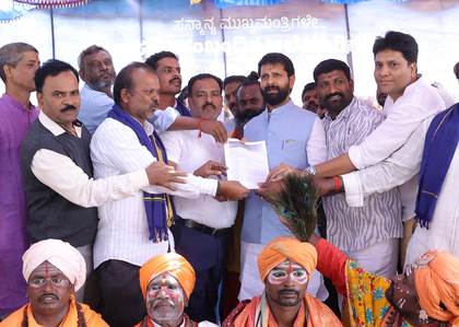 Internal reservation: K'taka BJP supports nomadic communities' protest | Internal reservation: K'taka BJP supports nomadic communities' protest