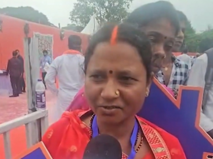 Gaya ji: PM Modi hands over pucca house keys to people; PMAY beneficiaries elated | Gaya ji: PM Modi hands over pucca house keys to people; PMAY beneficiaries elated Gaya ji: PM Modi hands over pucca house keys to people; PMAY beneficiaries elated | Gaya ji: PM Modi hands over pucca house keys to people; PMAY beneficiaries elated