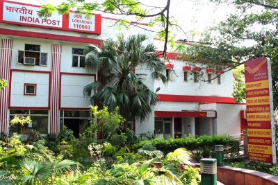 Department of Posts, AMFI to distribute mutual funds via post offices | Department of Posts, AMFI to distribute mutual funds via post offices Department of Posts, AMFI to distribute mutual funds via post offices | Department of Posts, AMFI to distribute mutual funds via post offices
