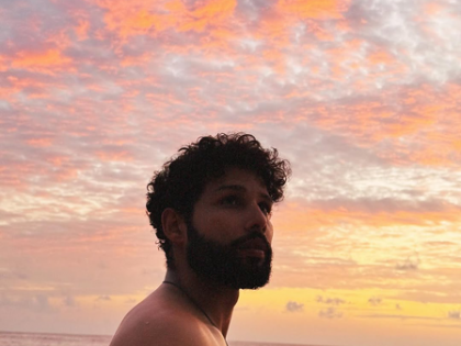 Siddhant Chaturvedi says 'love isn’t about giving your best, but being allowed to be your worst' | Siddhant Chaturvedi says 'love isn’t about giving your best, but being allowed to be your worst' Siddhant Chaturvedi says 'love isn’t about giving your best, but being allowed to be your worst' | Siddhant Chaturvedi says 'love isn’t about giving your best, but being allowed to be your worst'