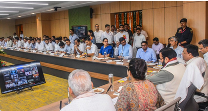 Work together to build a new, better Haryana: CM Saini to officers | Work together to build a new, better Haryana: CM Saini to officers Work together to build a new, better Haryana: CM Saini to officers | Work together to build a new, better Haryana: CM Saini to officers