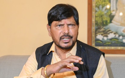 Union Minister Ramdas Athawale says 'Thackeray brand’ has collapsed | Union Minister Ramdas Athawale says 'Thackeray brand’ has collapsed Union Minister Ramdas Athawale says 'Thackeray brand’ has collapsed | Union Minister Ramdas Athawale says 'Thackeray brand’ has collapsed