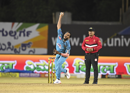 Maharaja Trophy: Smaran powers Gulbarga Mystics to 7-wicket victory over Bengaluru Blasters | Maharaja Trophy: Smaran powers Gulbarga Mystics to 7-wicket victory over Bengaluru Blasters Maharaja Trophy: Smaran powers Gulbarga Mystics to 7-wicket victory over Bengaluru Blasters | Maharaja Trophy: Smaran powers Gulbarga Mystics to 7-wicket victory over Bengaluru Blasters