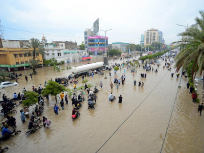 Torrential rains once again expose chaotic and fragmented goverance of Karachi: Report | Torrential rains once again expose chaotic and fragmented goverance of Karachi: Report Torrential rains once again expose chaotic and fragmented goverance of Karachi: Report | Torrential rains once again expose chaotic and fragmented goverance of Karachi: Report