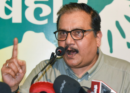 Failure of your own govt: RJD responds to Giriraj Singh’s deportation warning on infiltrators | Failure of your own govt: RJD responds to Giriraj Singh’s deportation warning on infiltrators Failure of your own govt: RJD responds to Giriraj Singh’s deportation warning on infiltrators | Failure of your own govt: RJD responds to Giriraj Singh’s deportation warning on infiltrators