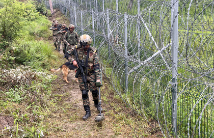 Infiltration bid across LoC foiled in Uri: Army | Infiltration bid across LoC foiled in Uri: Army Infiltration bid across LoC foiled in Uri: Army | Infiltration bid across LoC foiled in Uri: Army