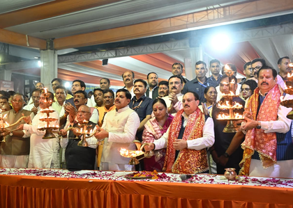 JP Nadda joins Madhya Pradesh CM Mohan Yadav at 'Narmada Aarti' in Jabalpur | JP Nadda joins Madhya Pradesh CM Mohan Yadav at 'Narmada Aarti' in Jabalpur