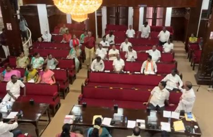Chennai corporation's Left councillors stage walkout over waste management privatisation; midnight arrest of workers | Chennai corporation's Left councillors stage walkout over waste management privatisation; midnight arrest of workers